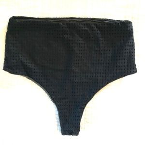Acacia G-Land Mesh Bottom In Onyx
